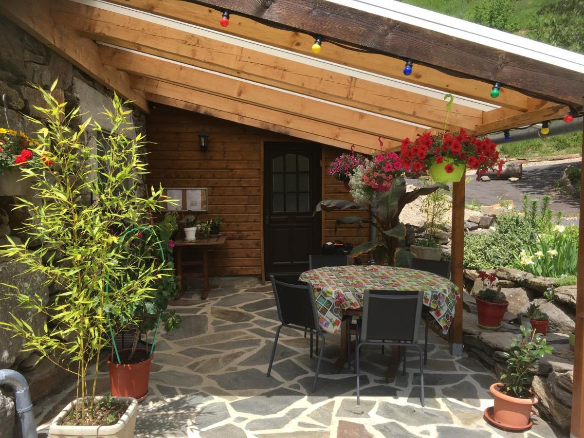 Chambres D'Hotes Le Lepadou-Bas Saint-Chély-dʼAubrac 外观 照片