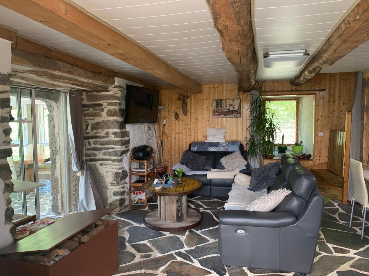 Chambres D'Hotes Le Lepadou-Bas Saint-Chély-dʼAubrac 外观 照片