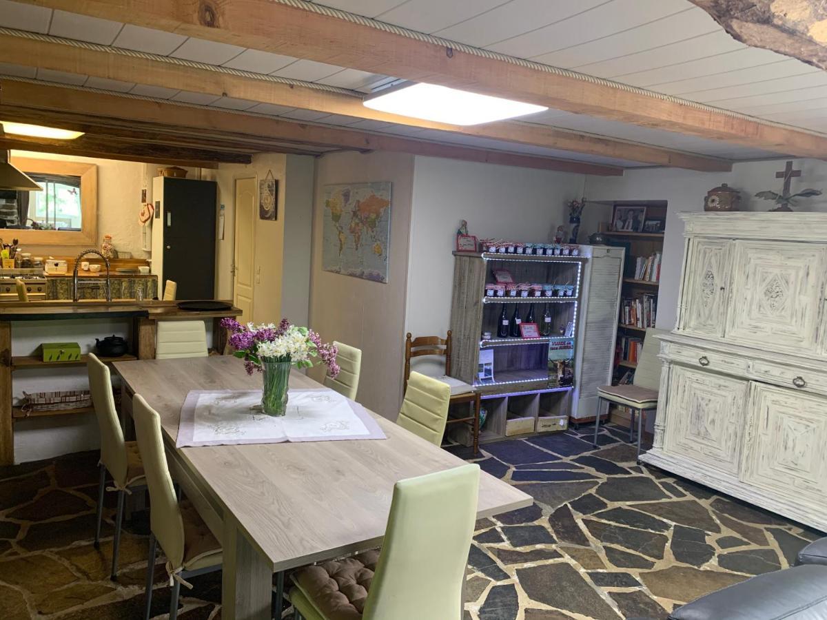 Chambres D'Hotes Le Lepadou-Bas Saint-Chély-dʼAubrac 外观 照片