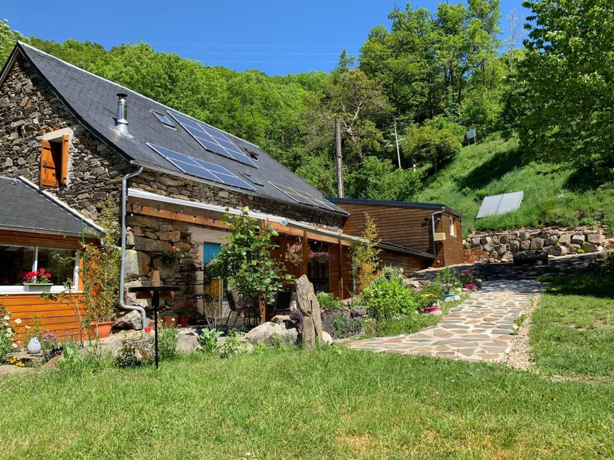 Chambres D'Hotes Le Lepadou-Bas Saint-Chély-dʼAubrac 外观 照片