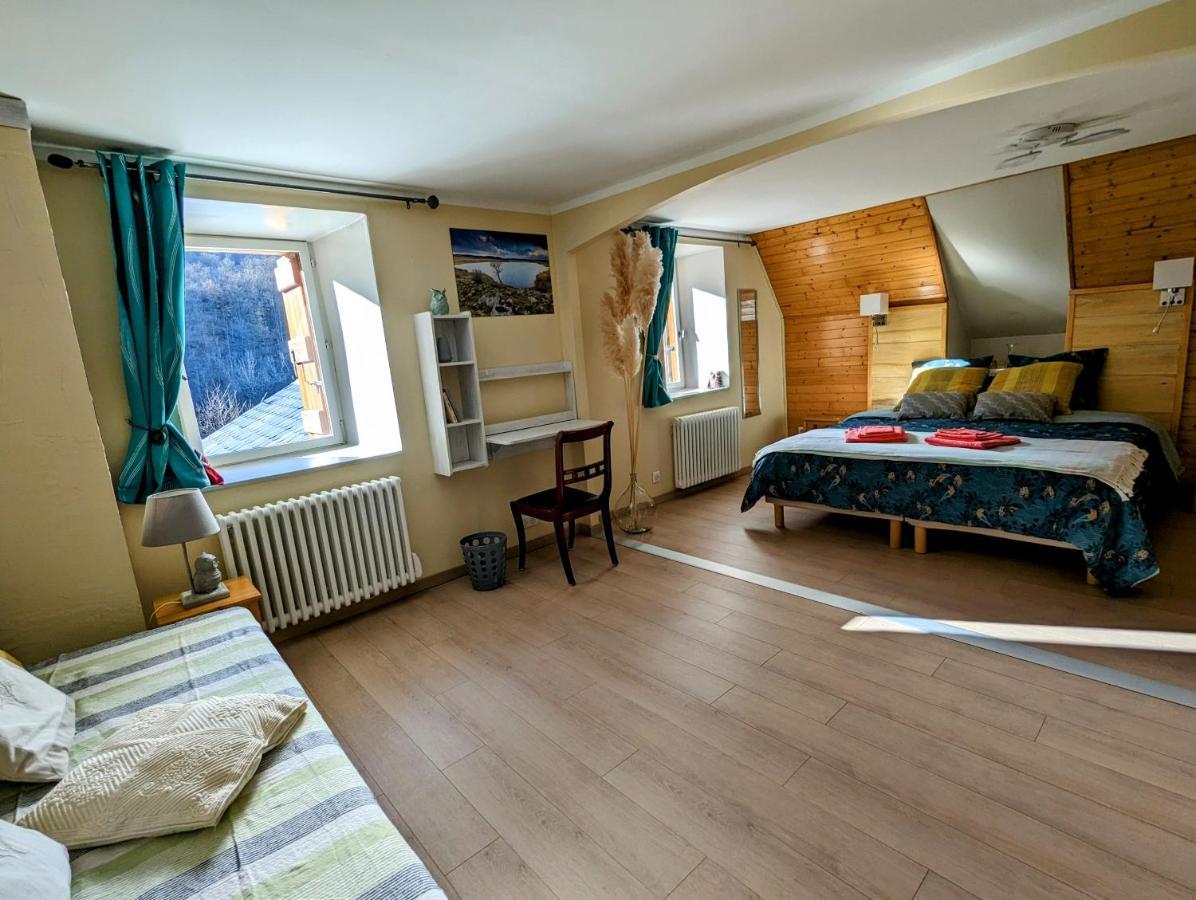 Chambres D'Hotes Le Lepadou-Bas Saint-Chély-dʼAubrac 外观 照片