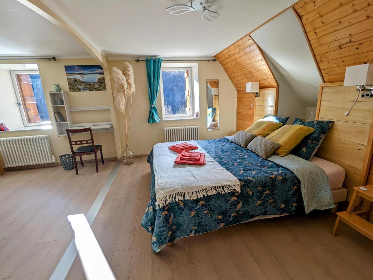 Chambres D'Hotes Le Lepadou-Bas Saint-Chély-dʼAubrac 外观 照片